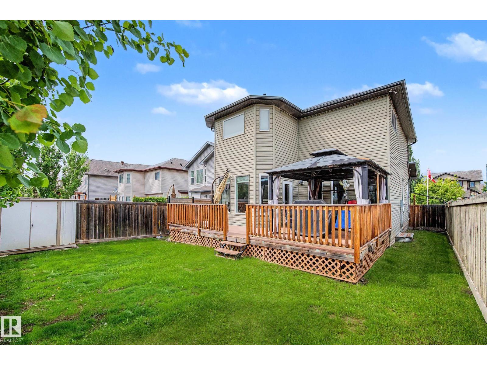 3233 21A AV NW - 48