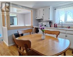 688 Oceanview Drive thumbnail 15