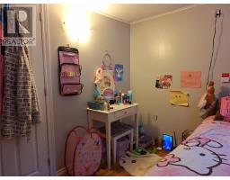 688 Oceanview Drive thumbnail 18