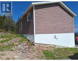 688 Oceanview Drive thumbnail 28