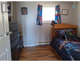 688 Oceanview Drive thumbnail 7