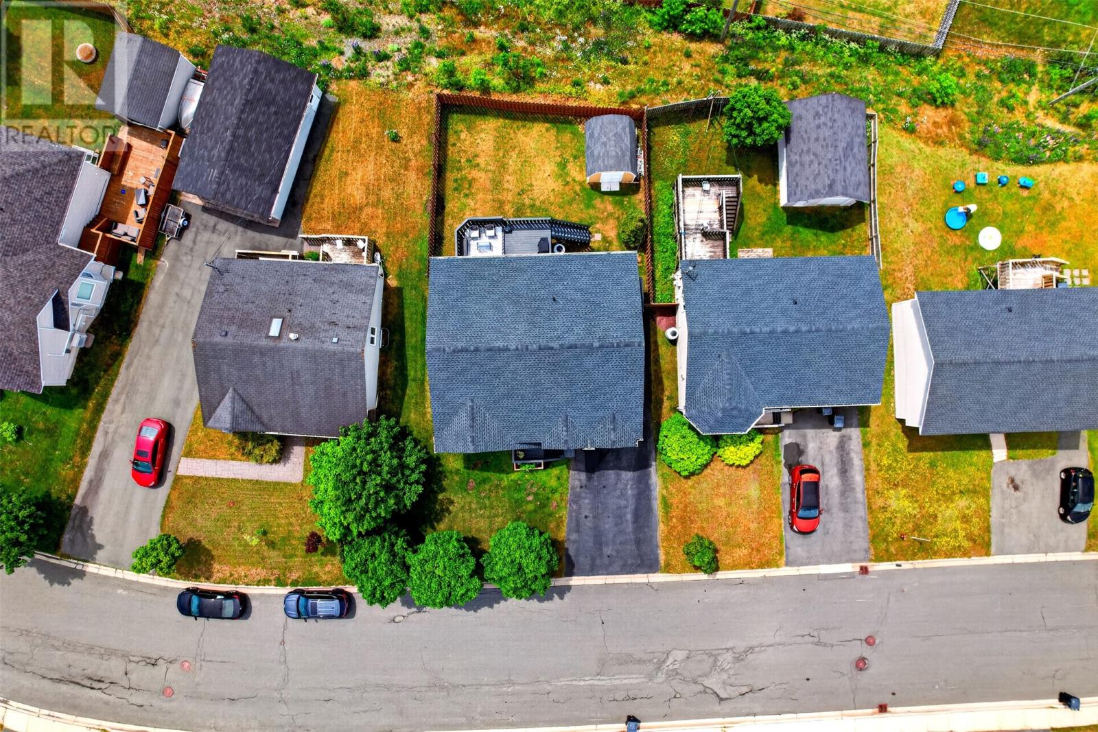 12 SUNDERLAND Drive - 5