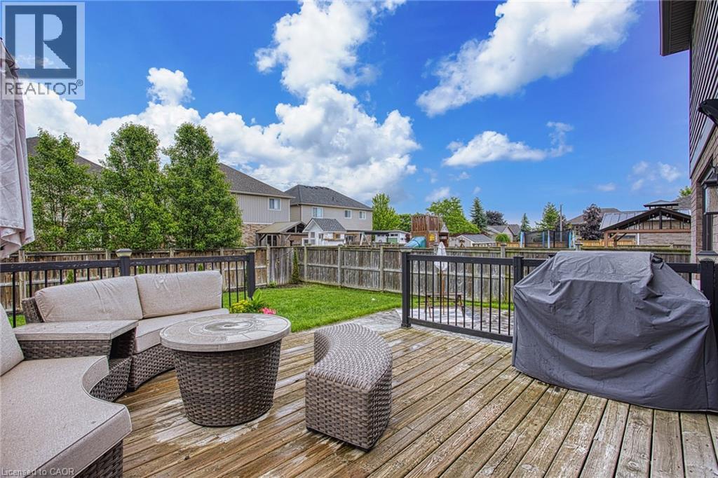 269 CARDINAL Crescent - 39