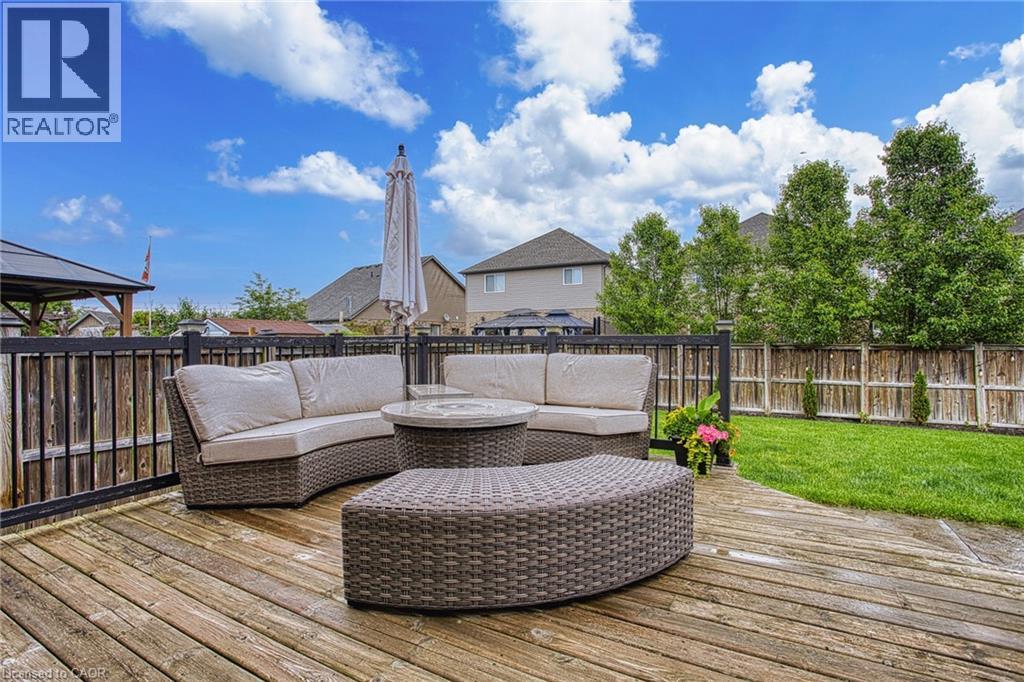 269 CARDINAL Crescent - 40