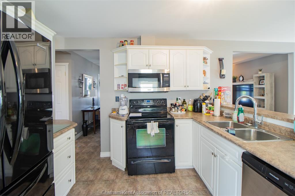 264 Forest STREET - 12