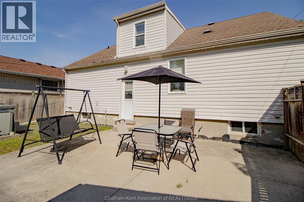 264 Forest STREET - 30