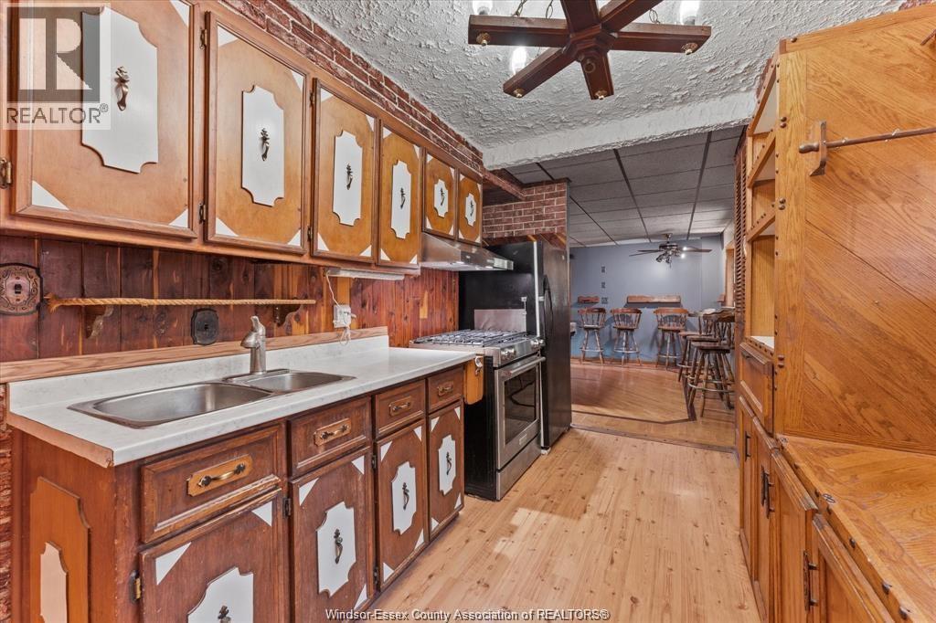 3648 KING - 13