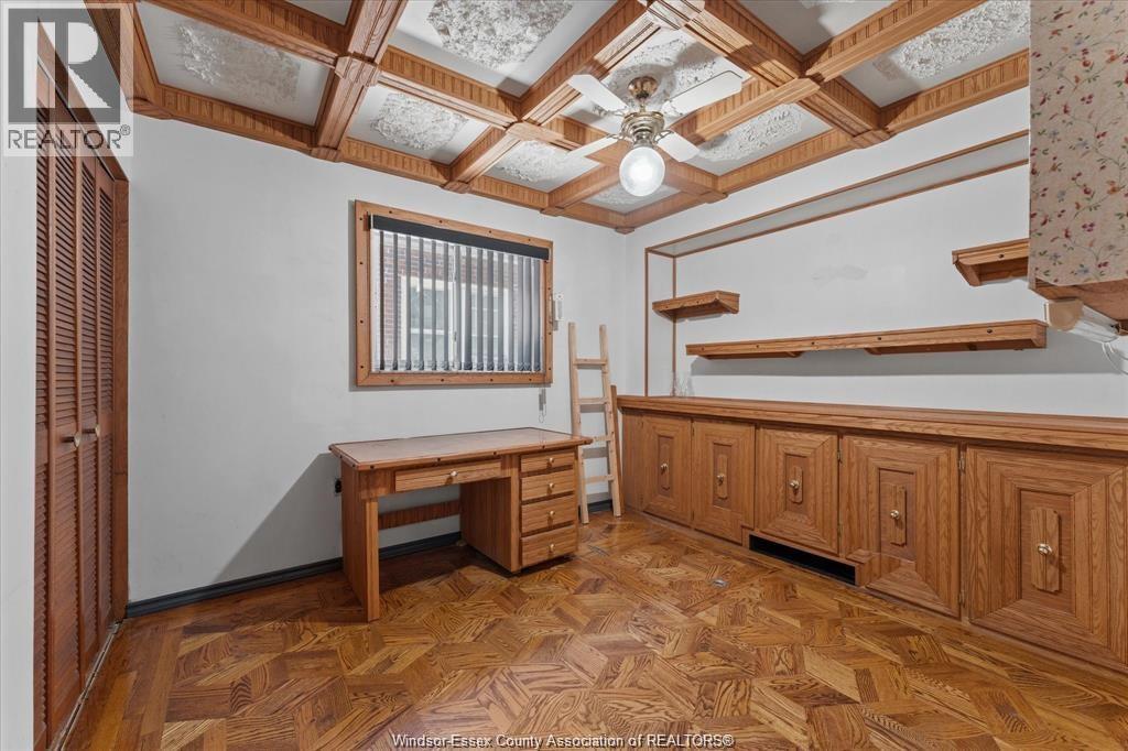 3648 KING - 19