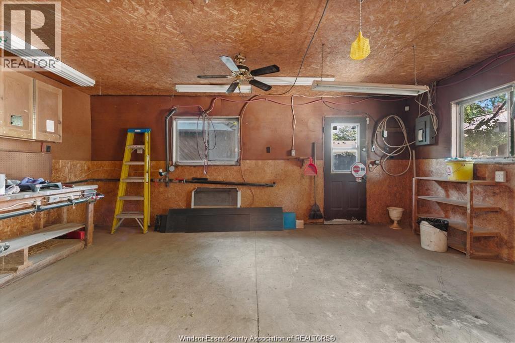 3648 KING - Image 32