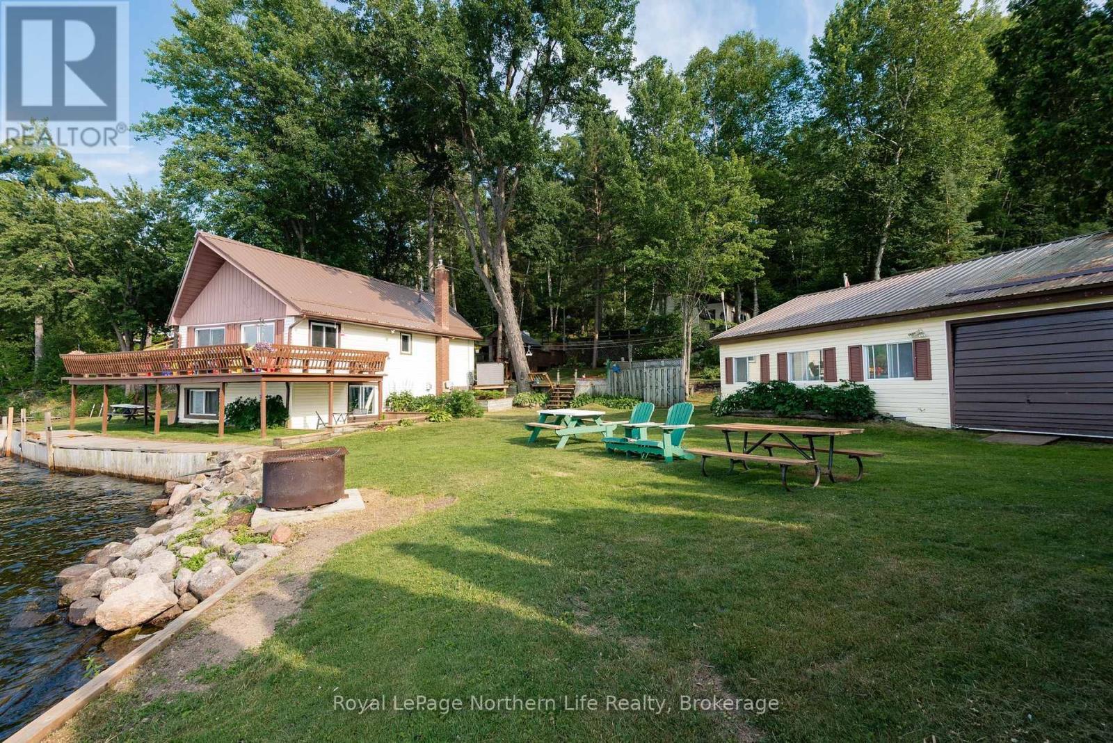 216 GREEN ROAD - 46