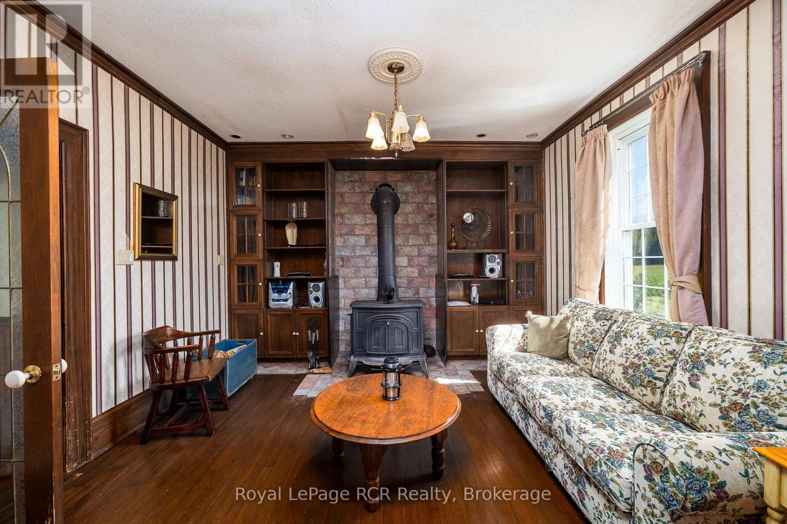 404683 GREY ROAD 4 - 10