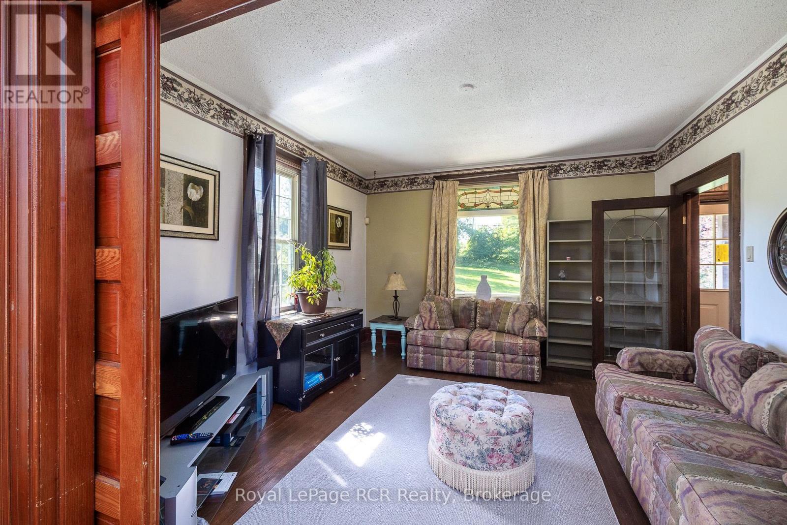 404683 GREY ROAD 4 - 14