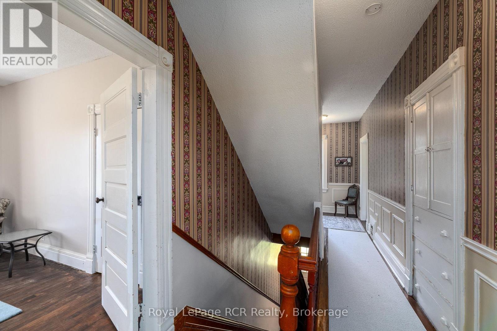 404683 GREY ROAD 4 - 16