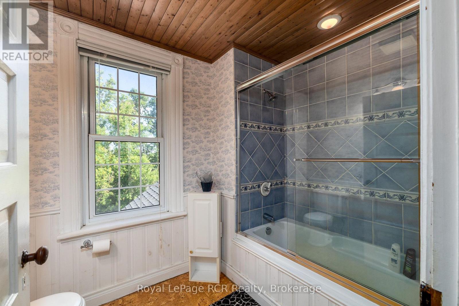 404683 GREY ROAD 4 - 22