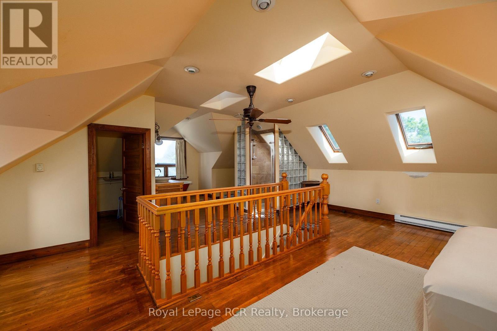 404683 GREY ROAD 4 - 26