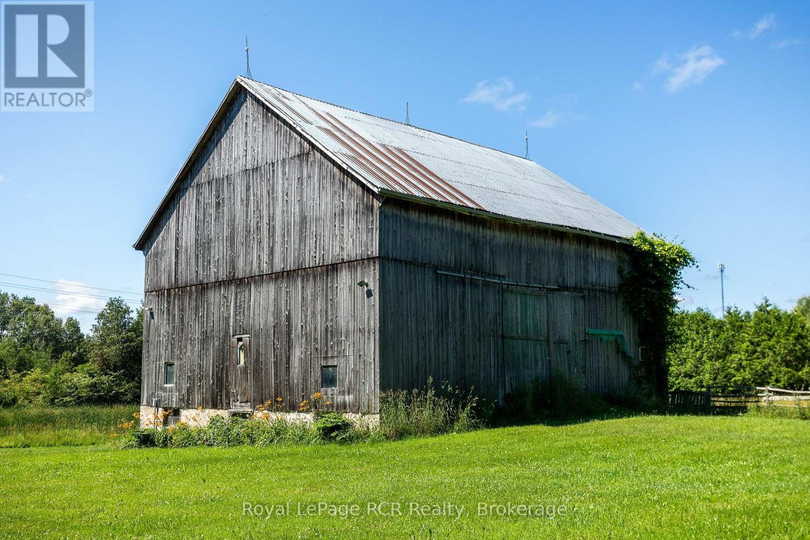 404683 GREY ROAD 4 - 32