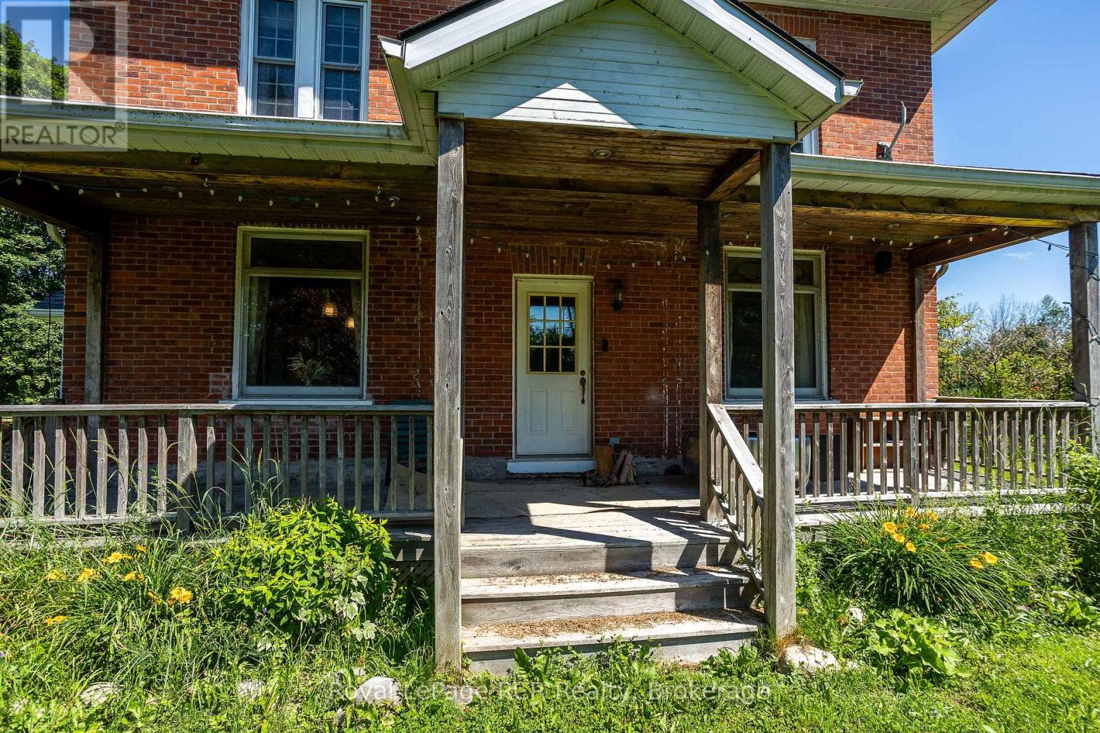404683 GREY ROAD 4 - 4