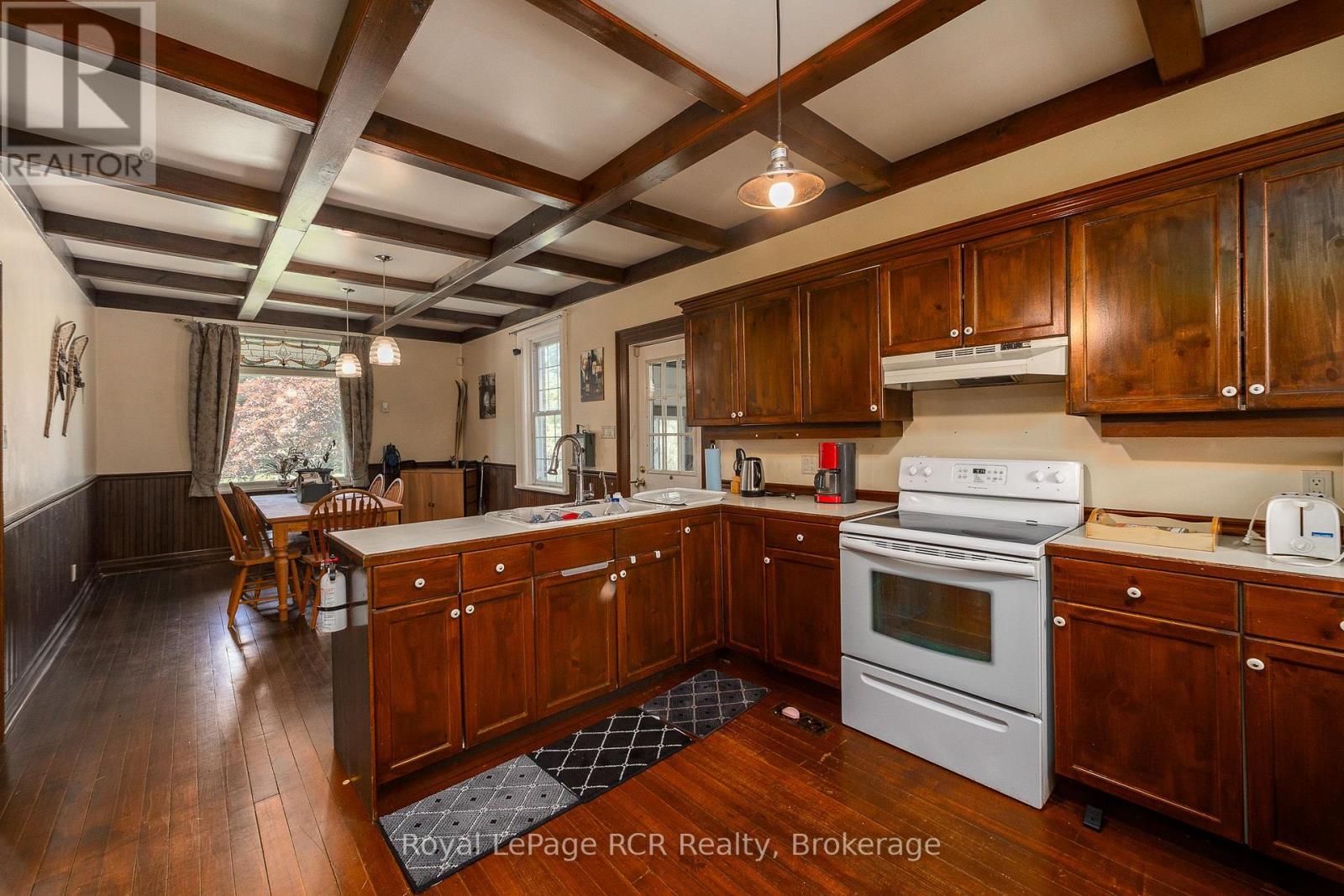 404683 GREY ROAD 4 - 7