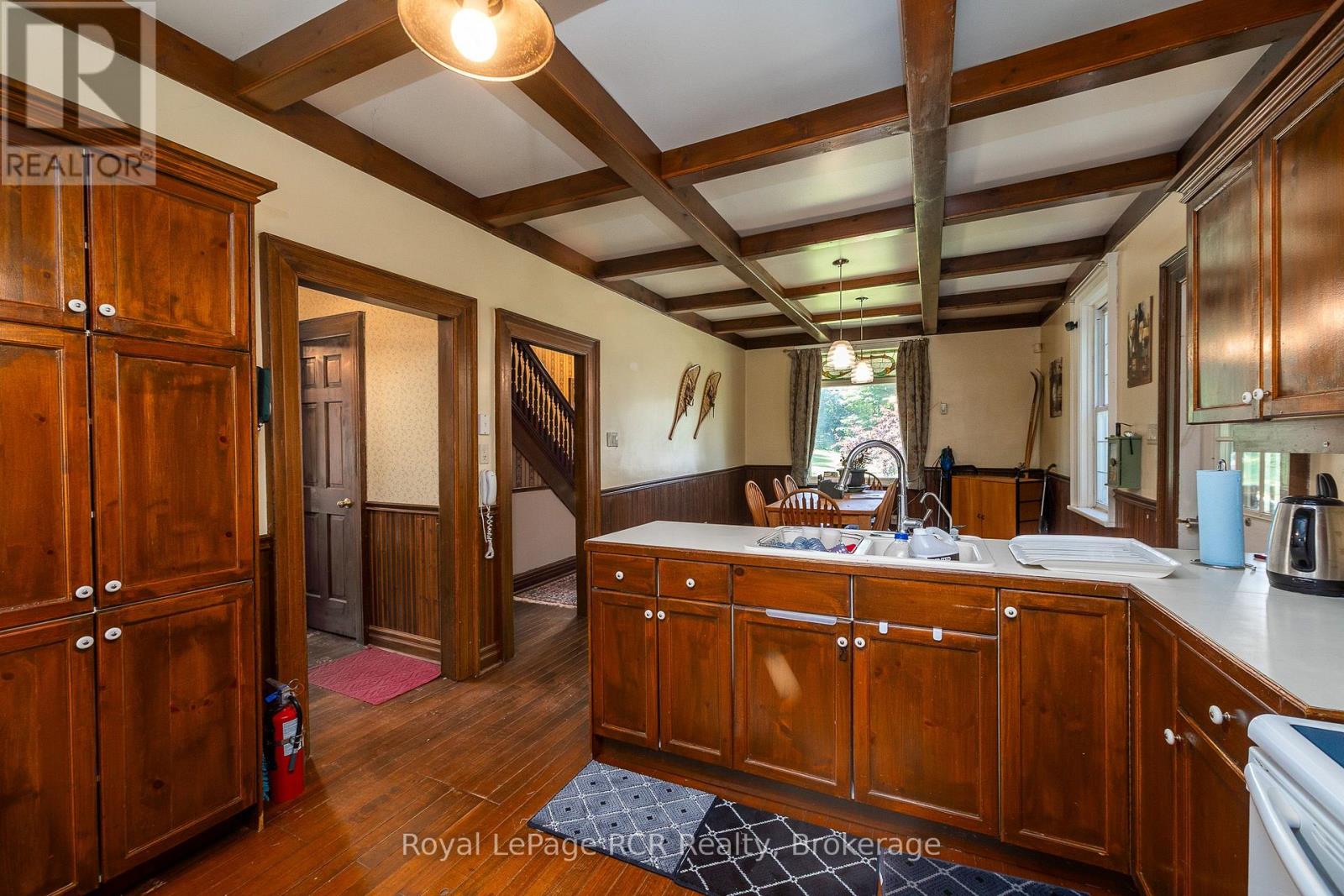 404683 GREY ROAD 4 - 8