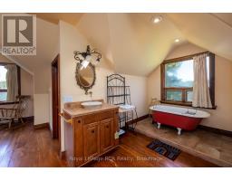 404683 Grey Road 4, West Grey, ON N0C1K0 Photo 29