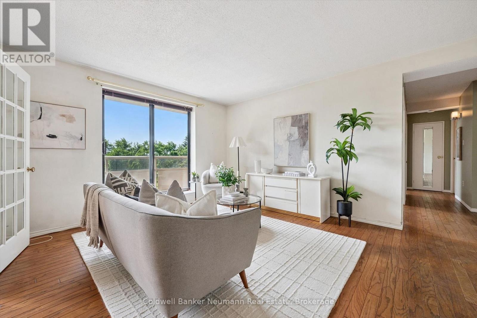 #405 93 WESTWOOD ROAD - 11