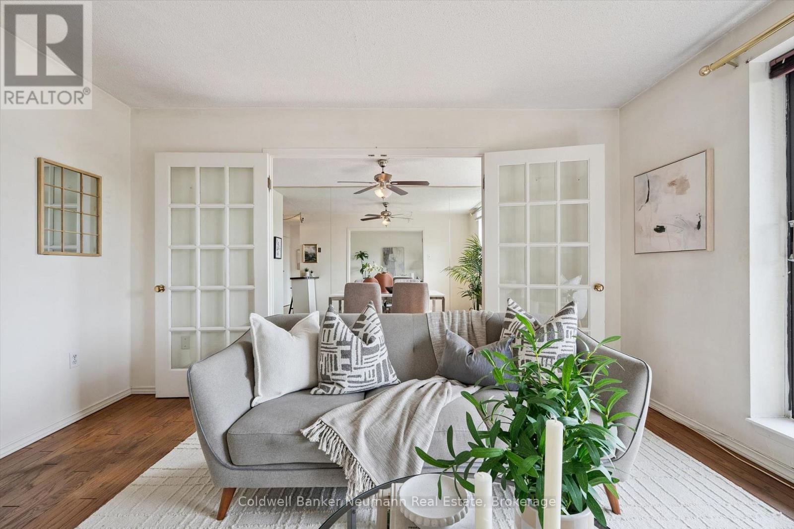 #405 93 WESTWOOD ROAD - 14