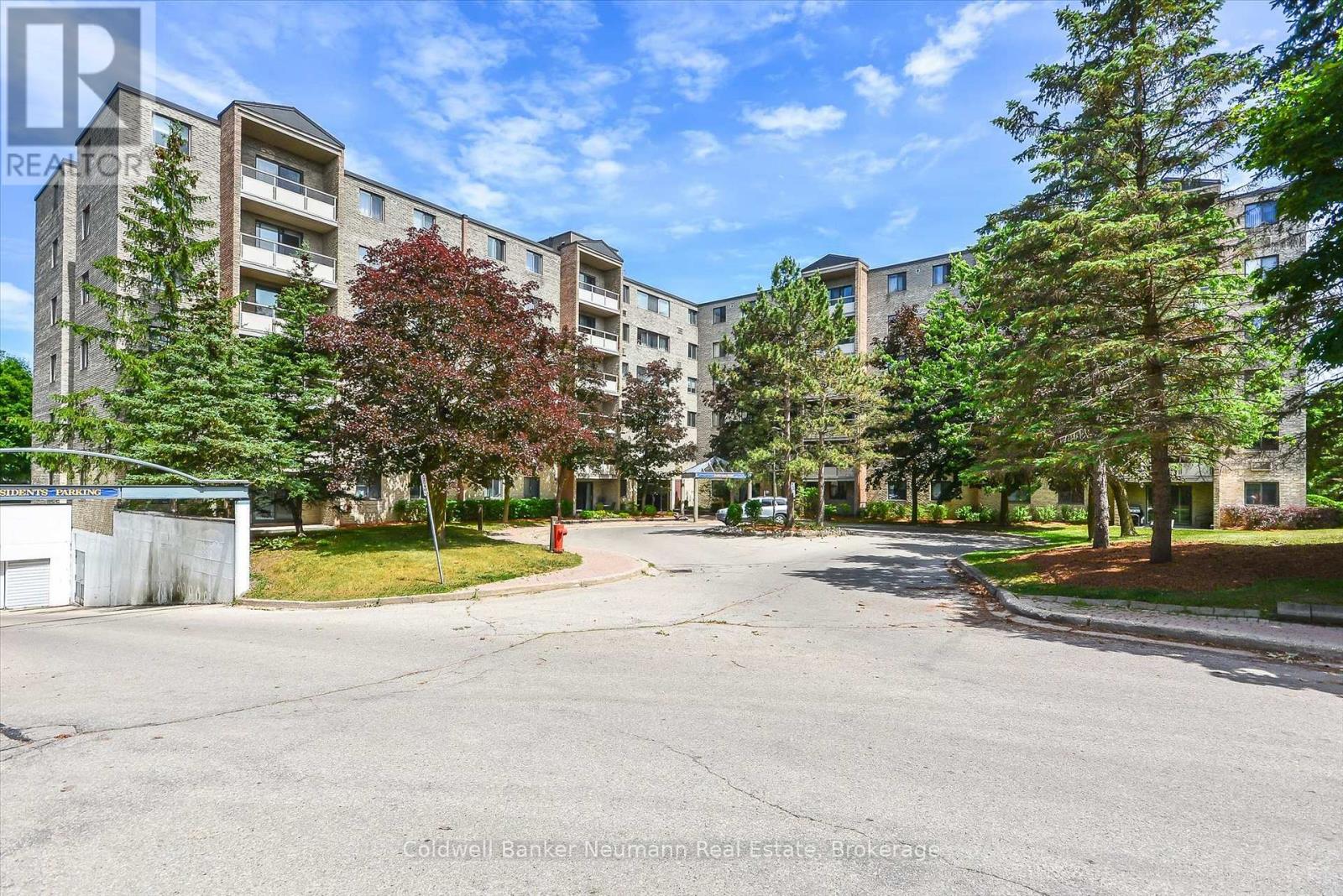 #405 93 WESTWOOD ROAD - 2