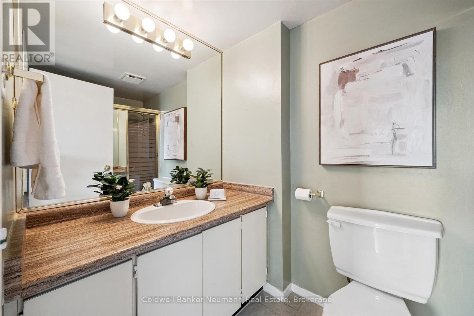 #405 93 WESTWOOD ROAD - 27