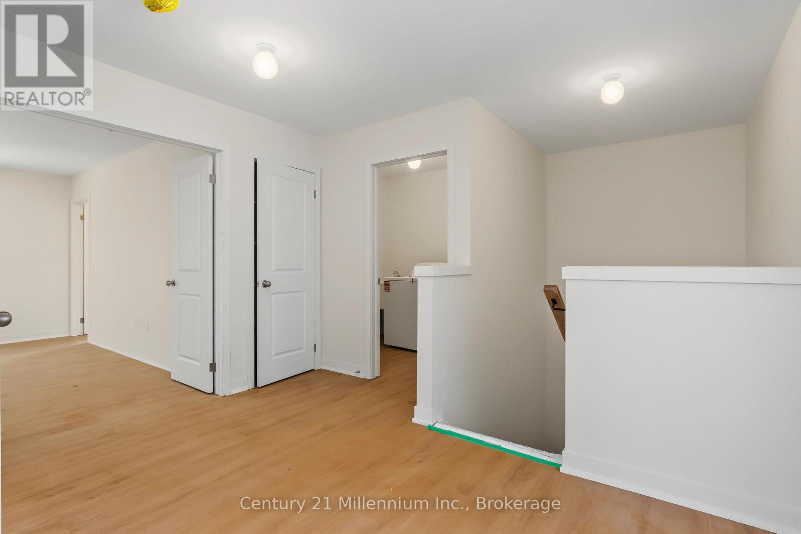 09 Steinway Street — photo 19