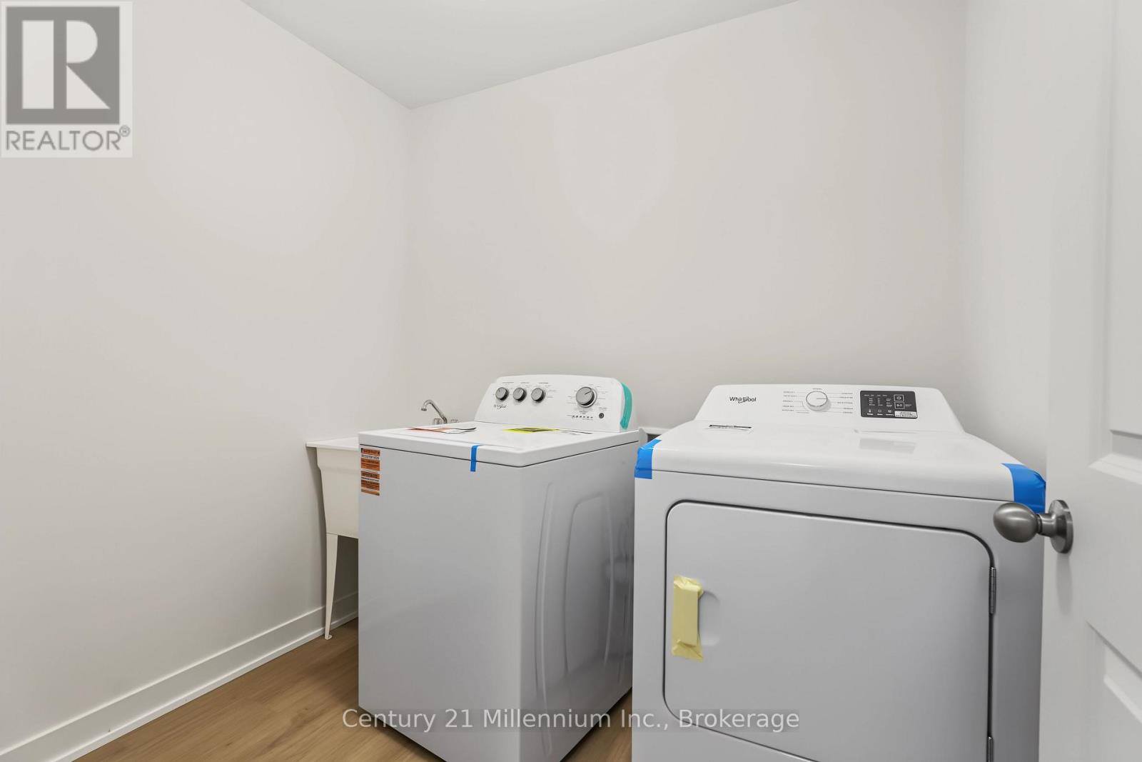 09 Steinway Street — photo 20