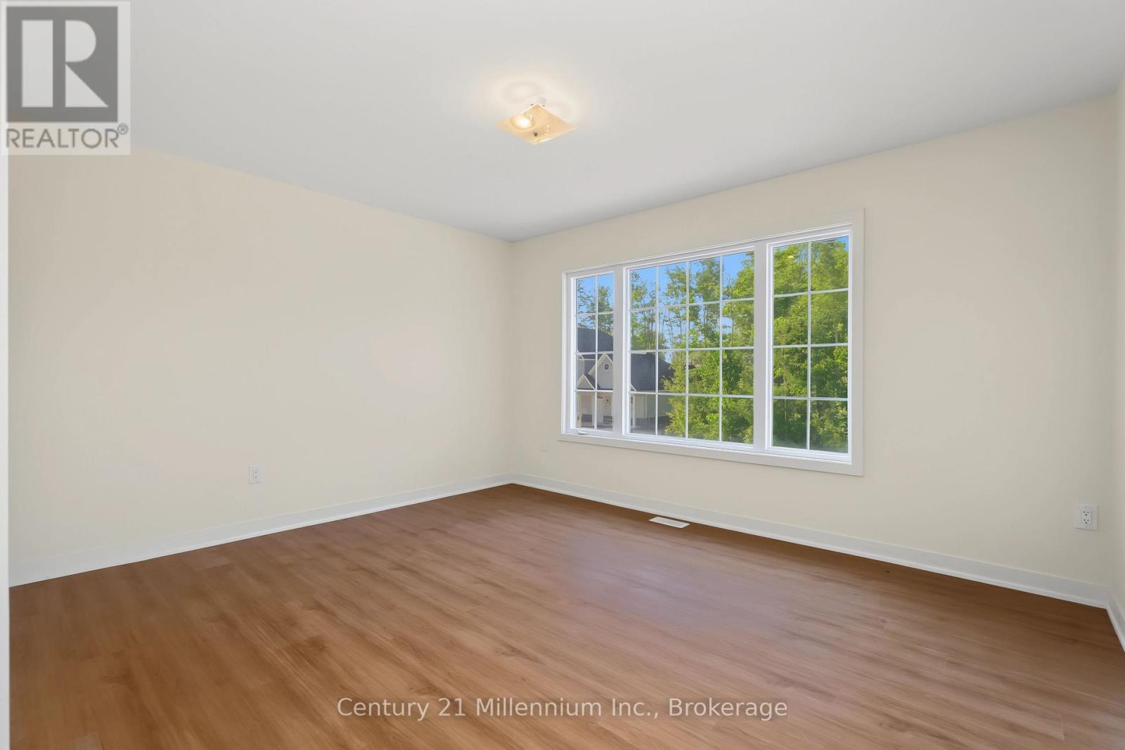 09 Steinway Street — photo 21