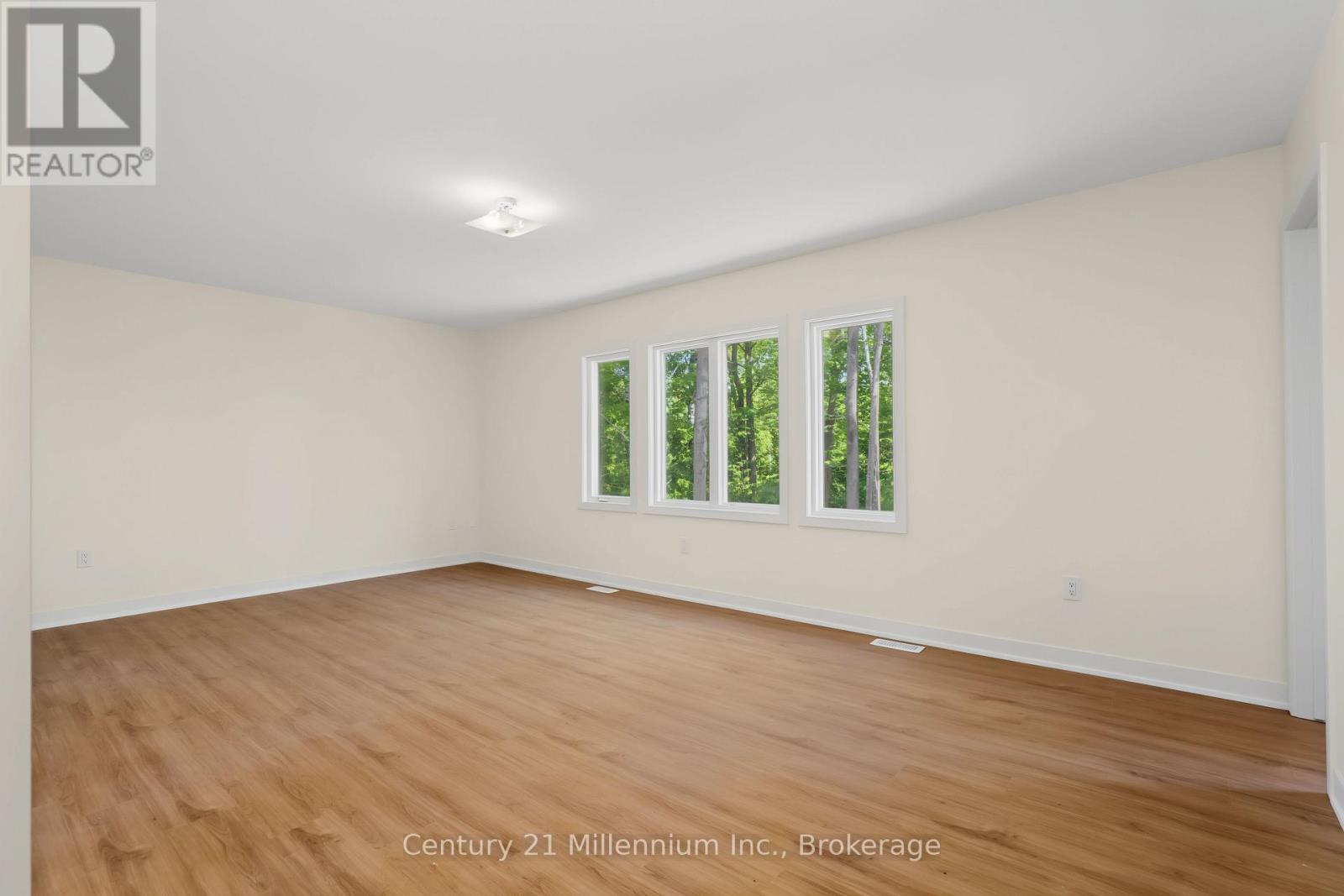 09 Steinway Street — photo 30