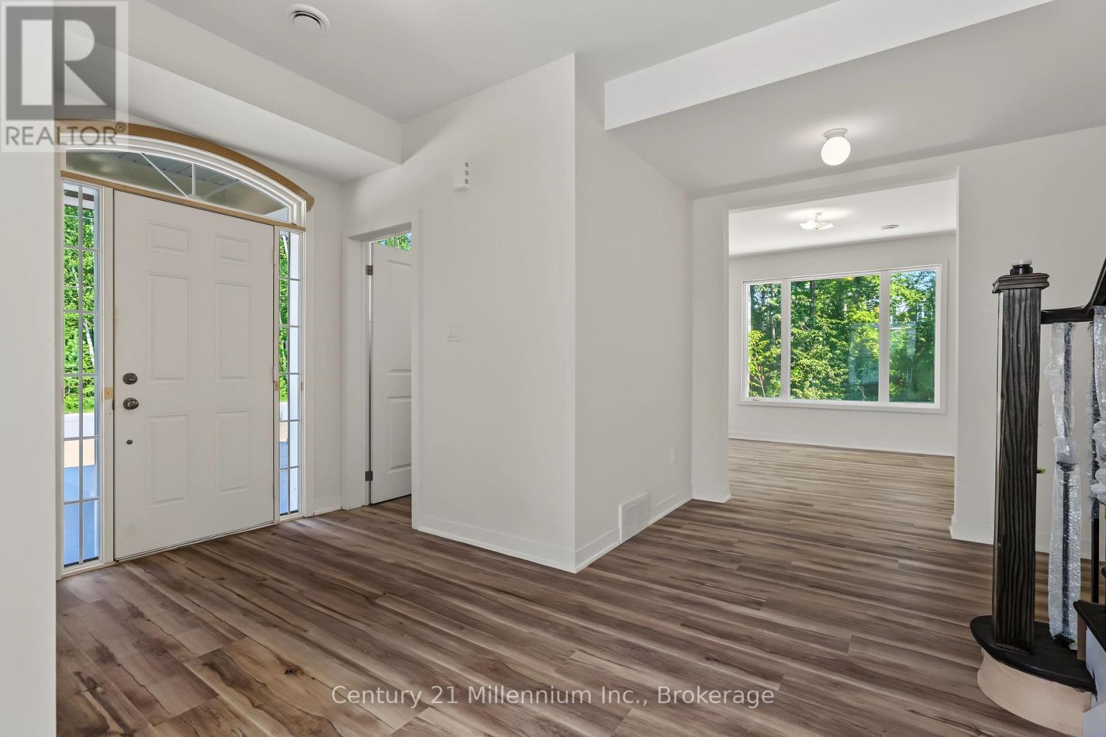 01 Steinway Street — photo 20
