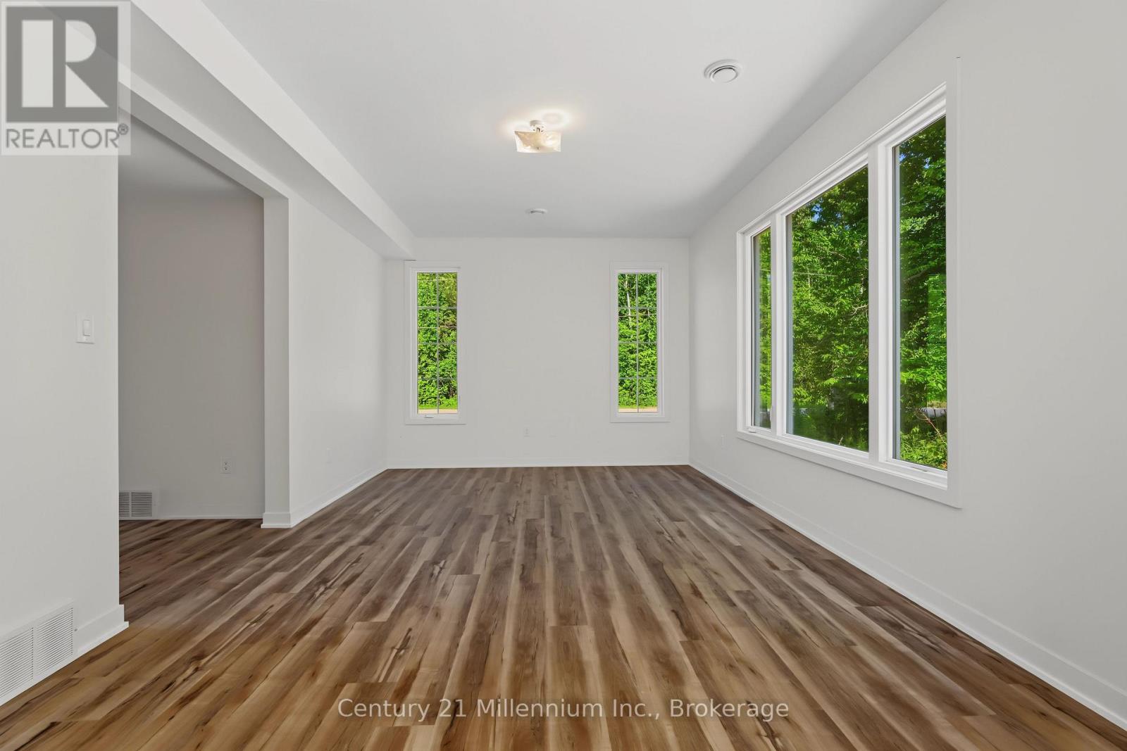 01 Steinway Street — photo 26