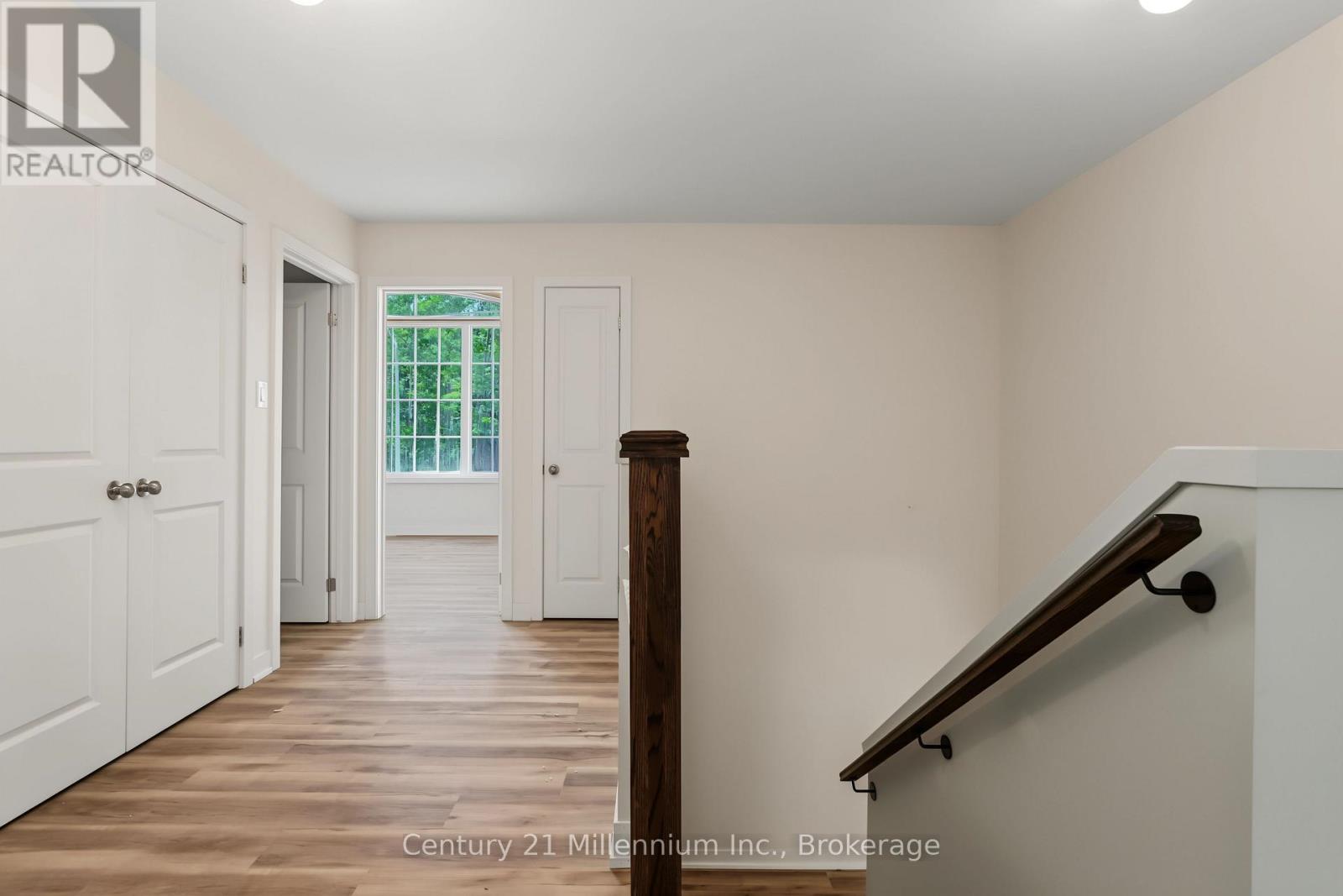 01 Steinway Street — photo 36