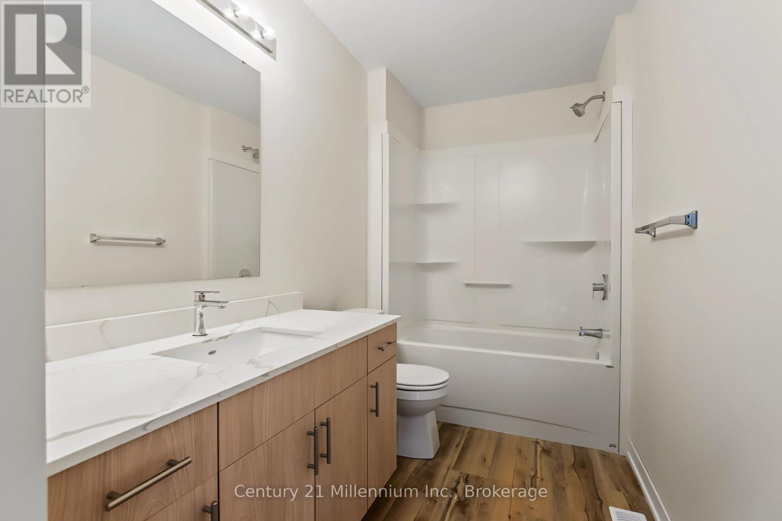 01 Steinway Street — photo 41