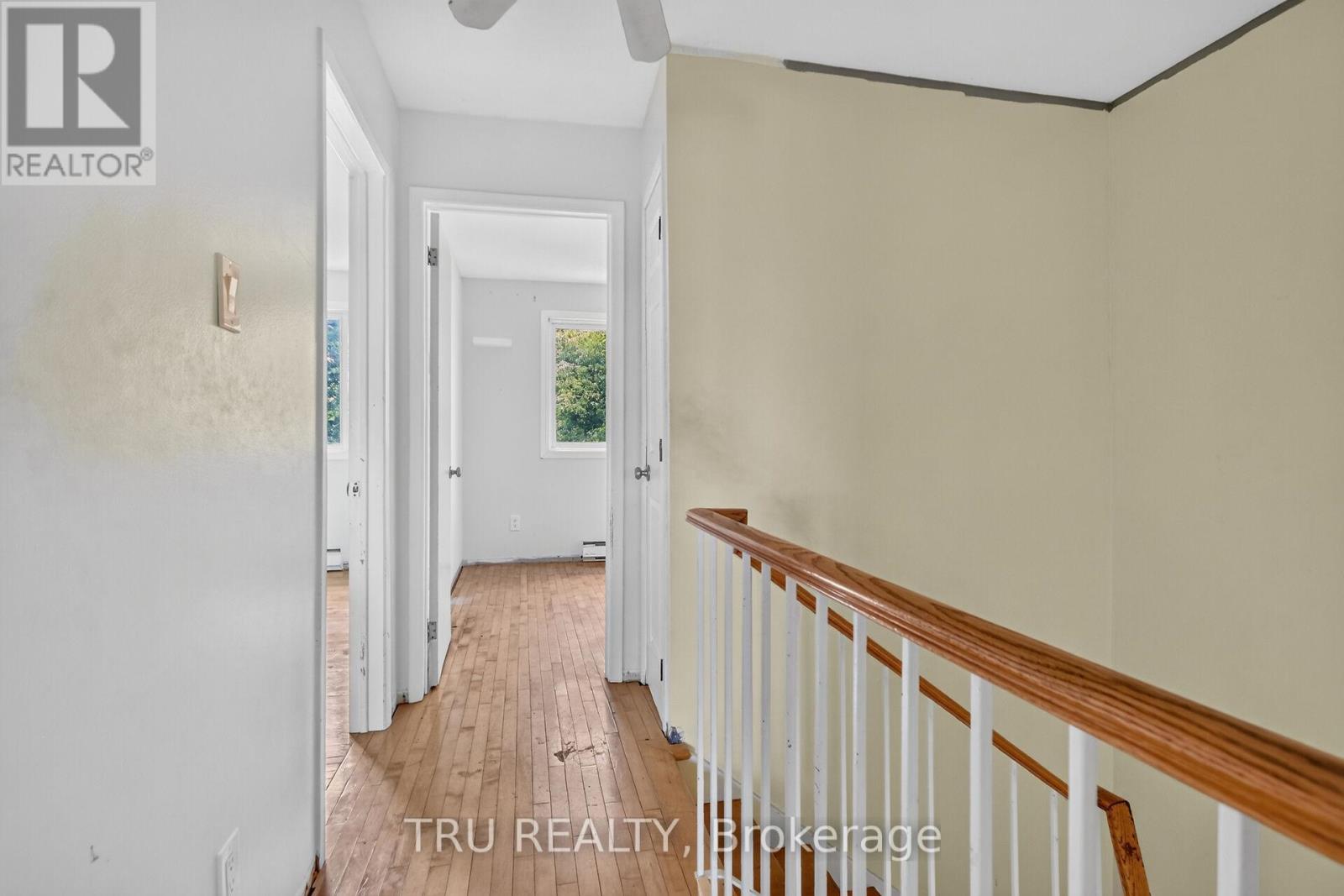 #27 2050 RIVIERA TERRACE - 31