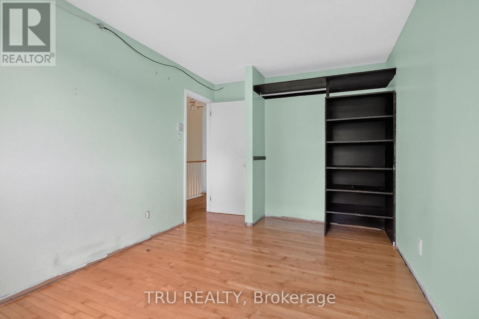 #27 2050 RIVIERA TERRACE - 35