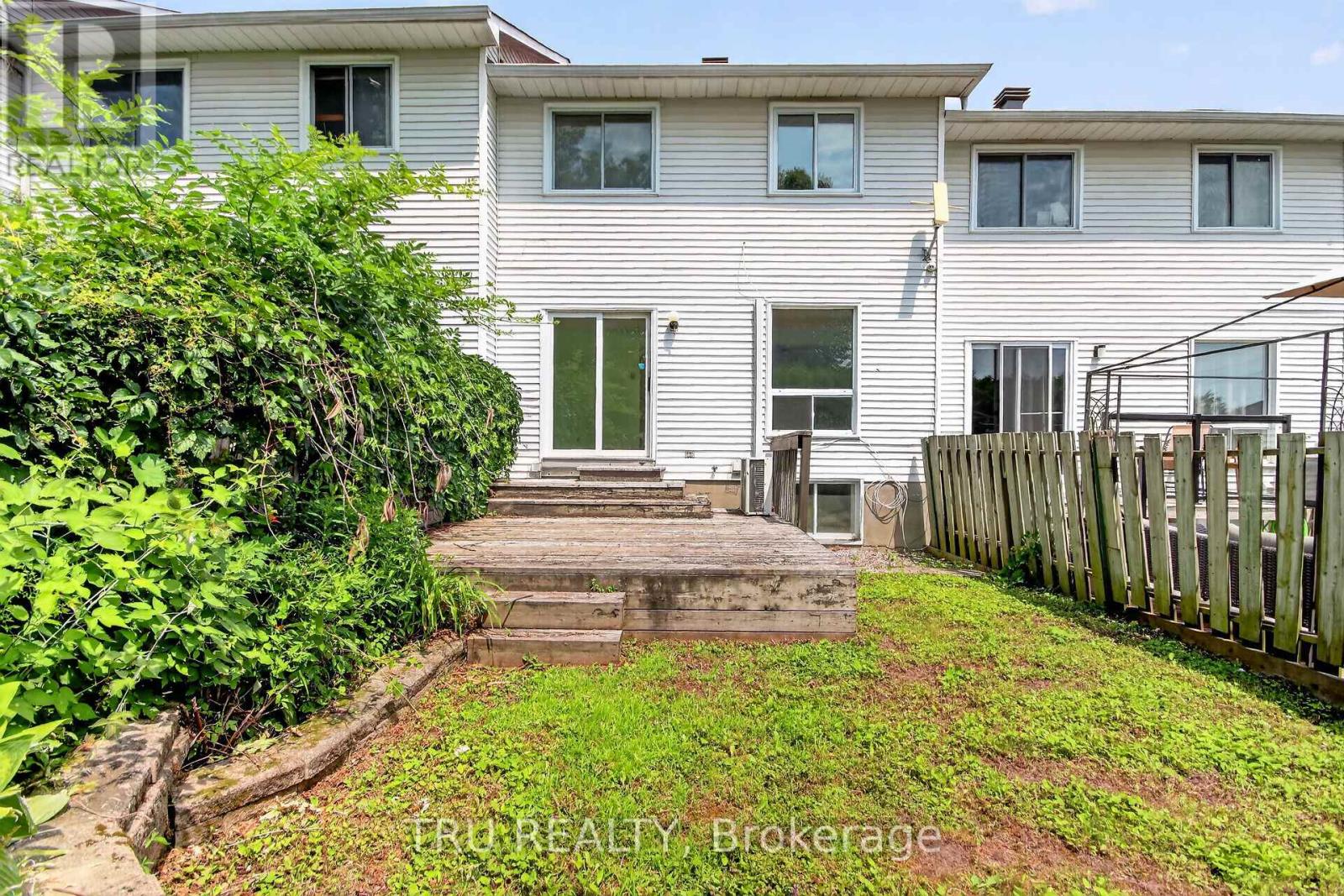 #27 2050 RIVIERA TERRACE - 41