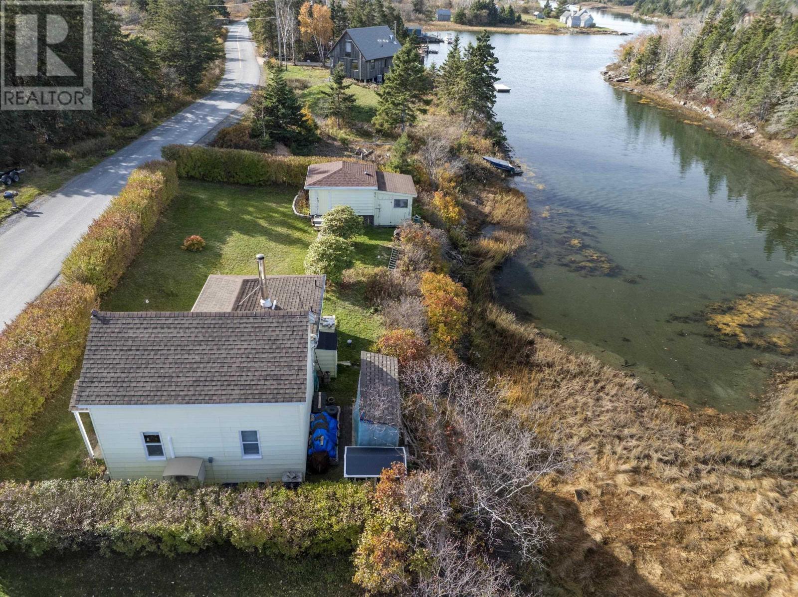 501 Stonehurst Road - 28