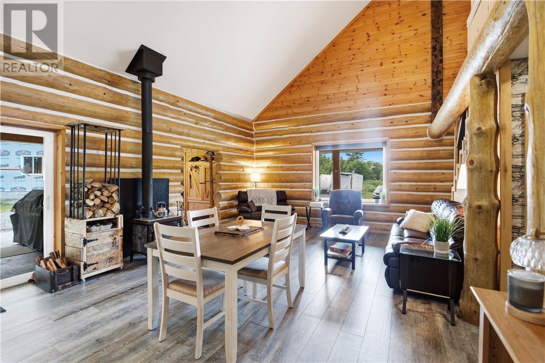 437 MACLEAN Road - 8