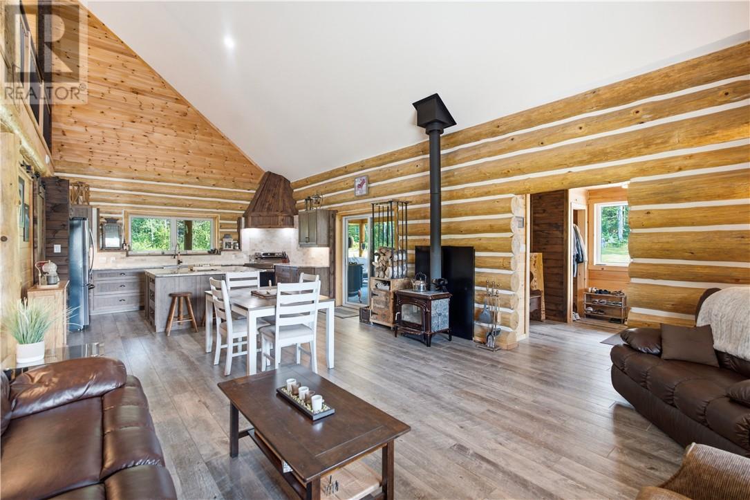 437 MACLEAN Road - 9