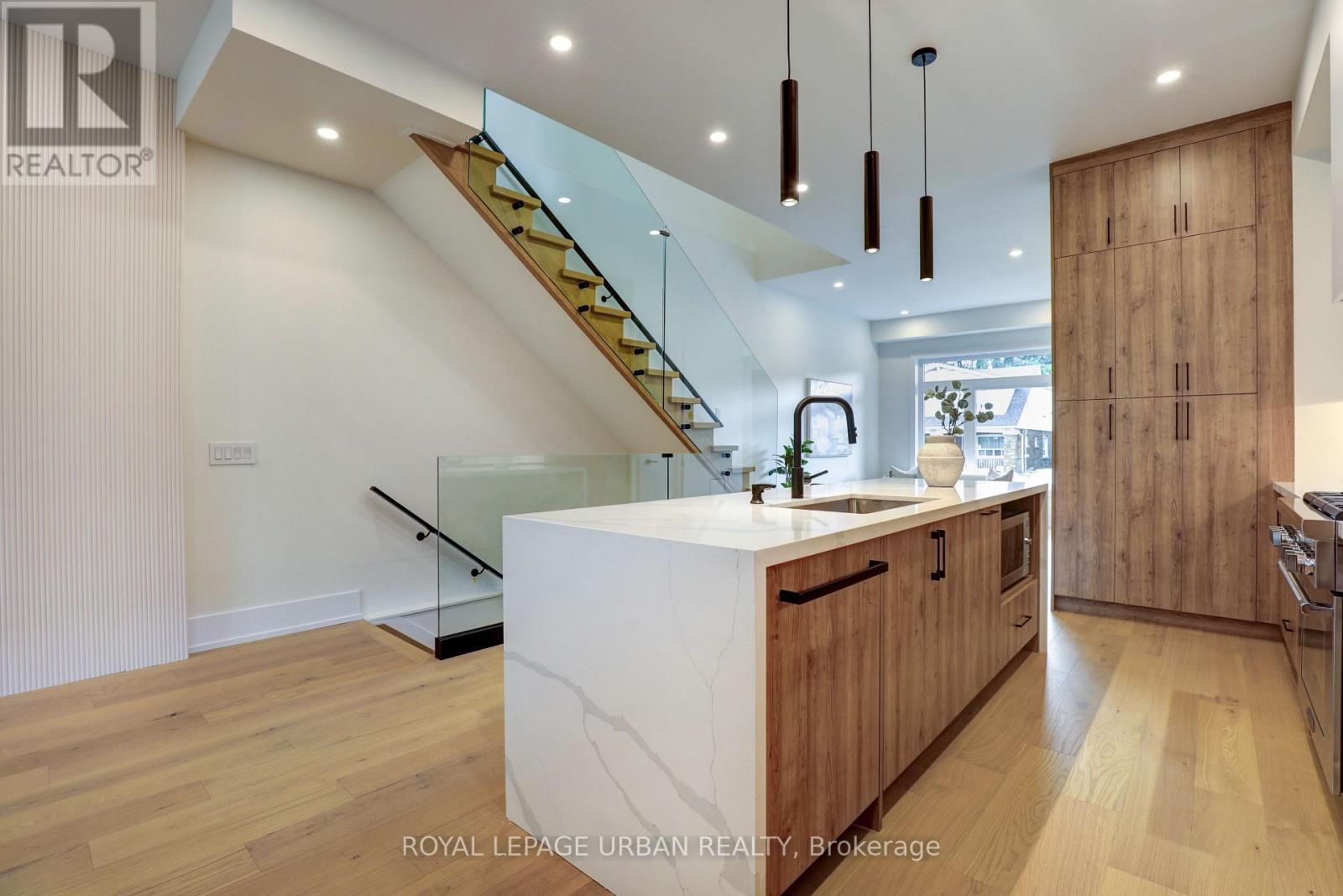 128 FLOYD AVENUE - 12