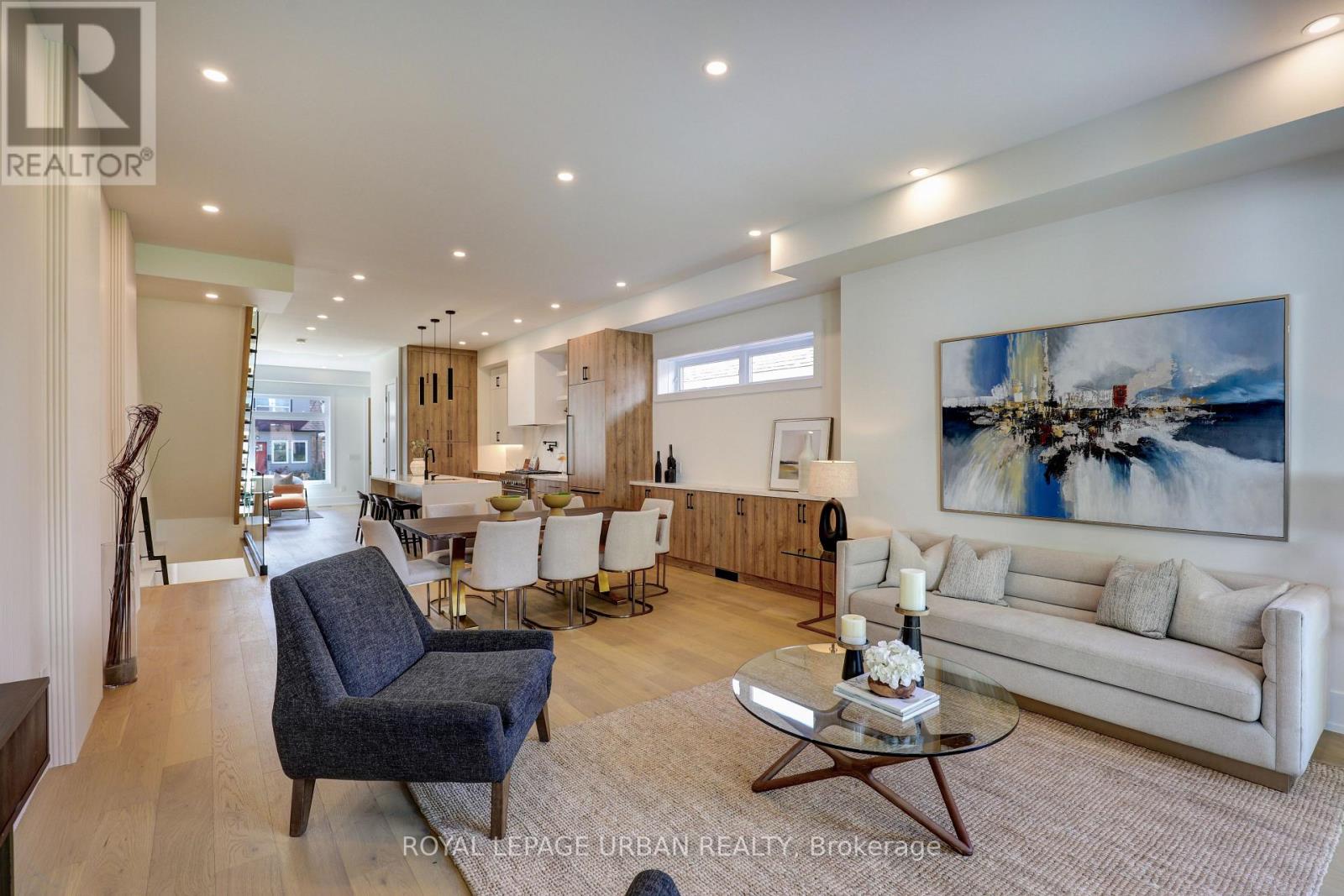 128 FLOYD AVENUE - 17