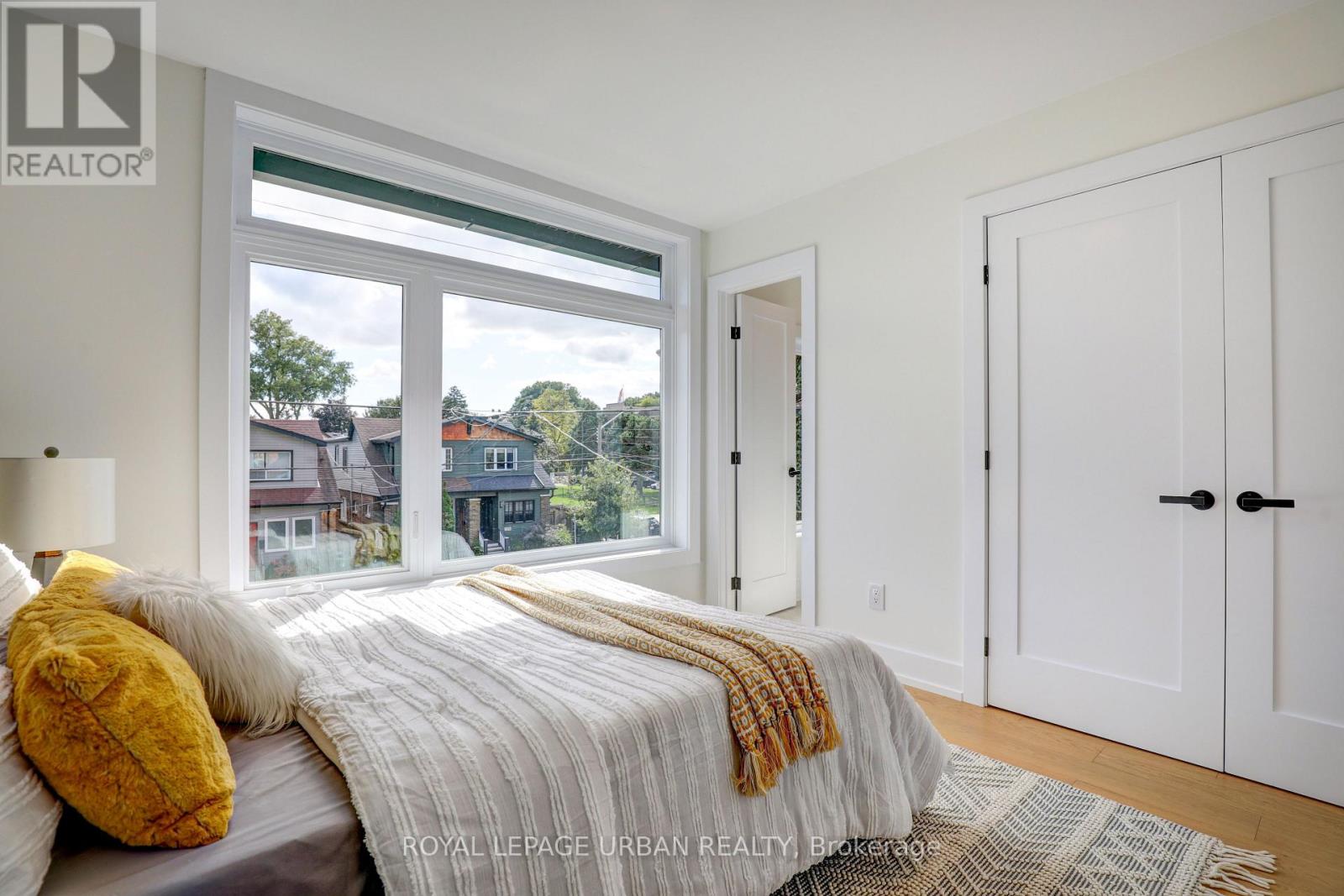 128 FLOYD AVENUE - 21