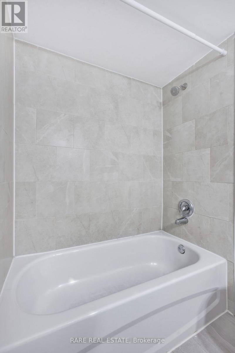 #1807 400 MCLEVIN AVENUE - Image 16