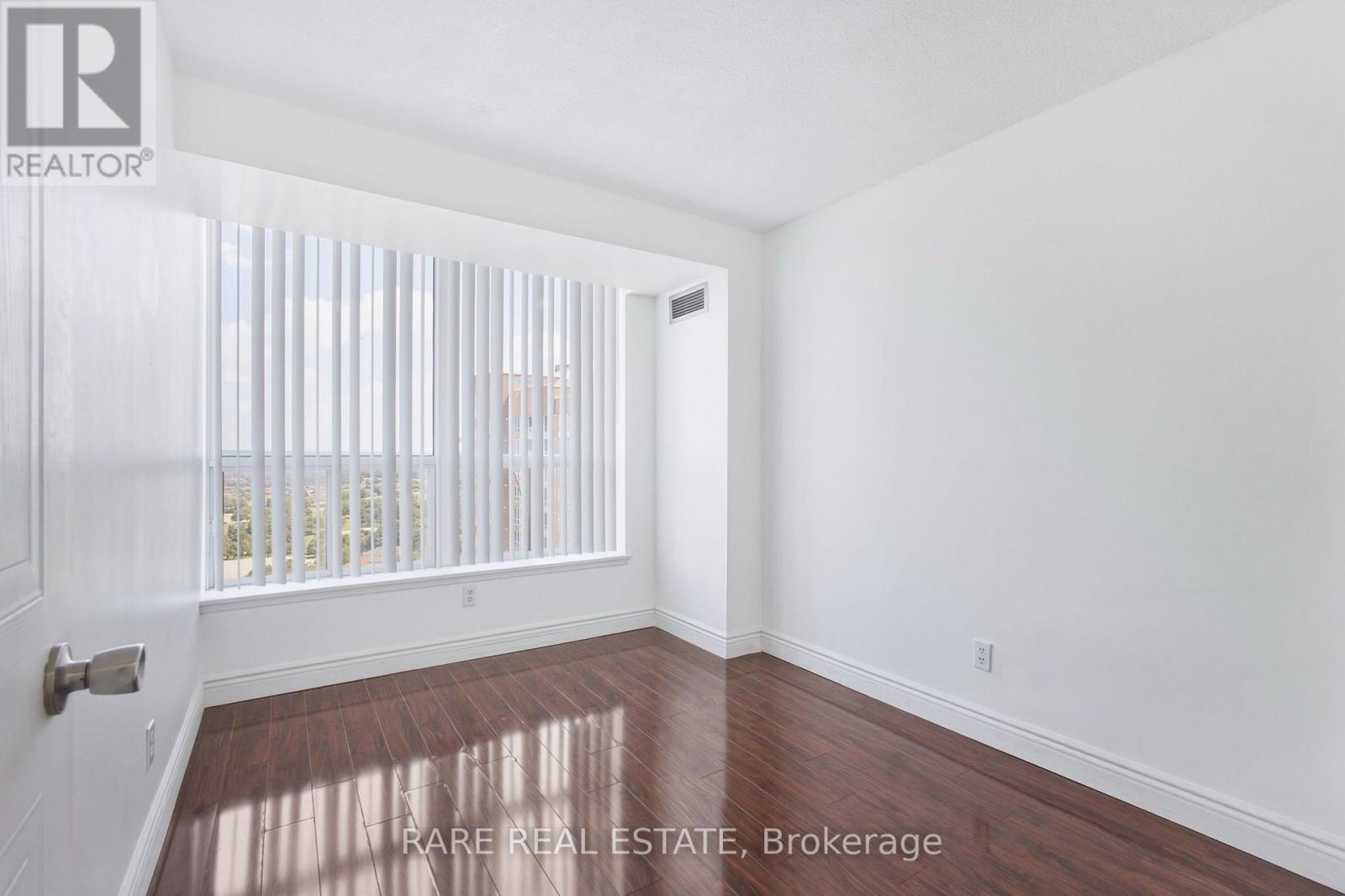 #1807 400 MCLEVIN AVENUE - Image 17