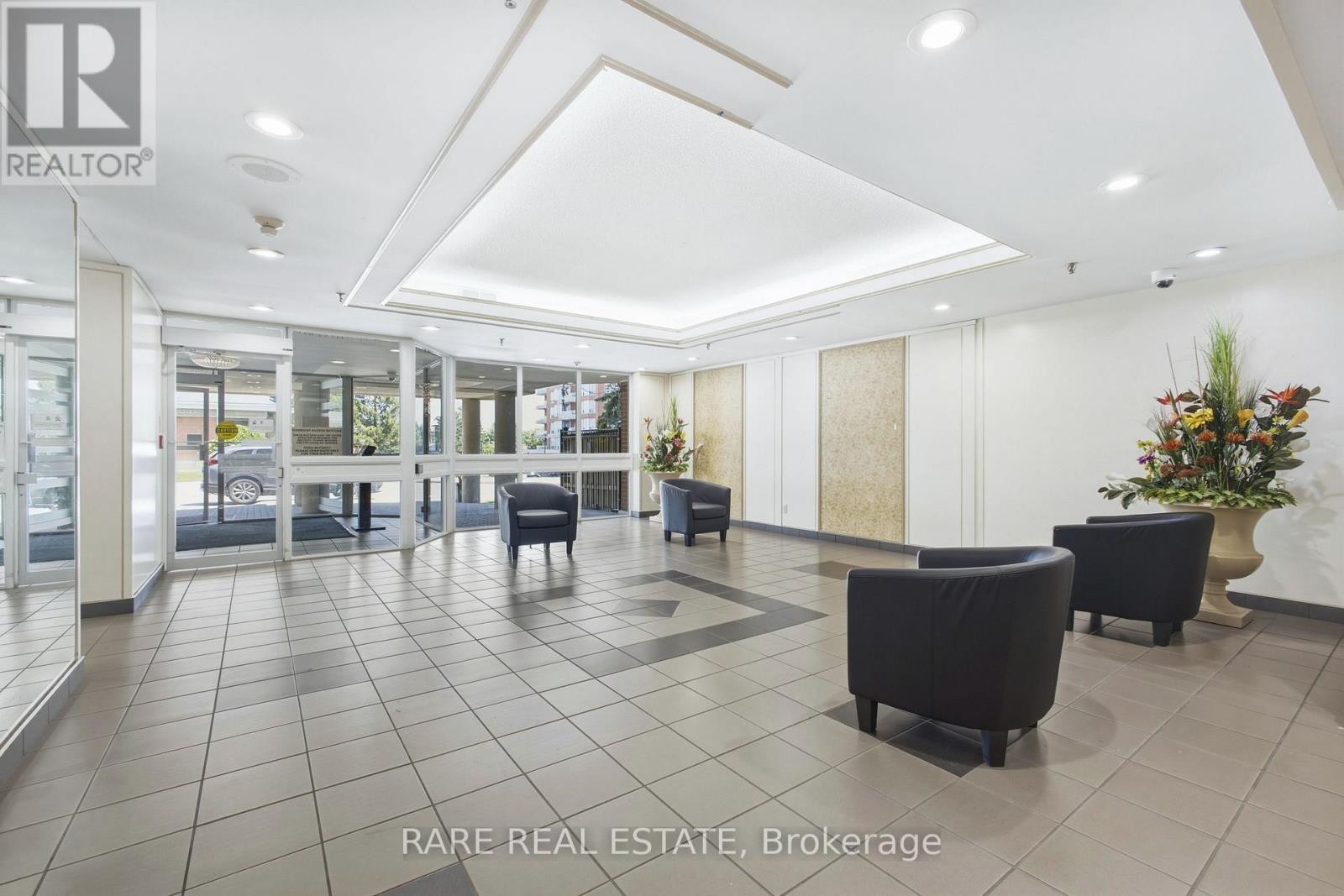 #1807 400 MCLEVIN AVENUE - Image 28
