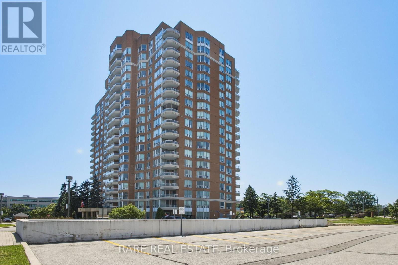 #1807 400 MCLEVIN AVENUE - 33