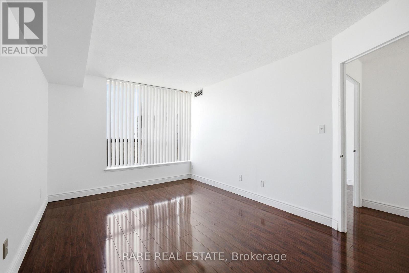 #1807 400 MCLEVIN AVENUE - Image 8